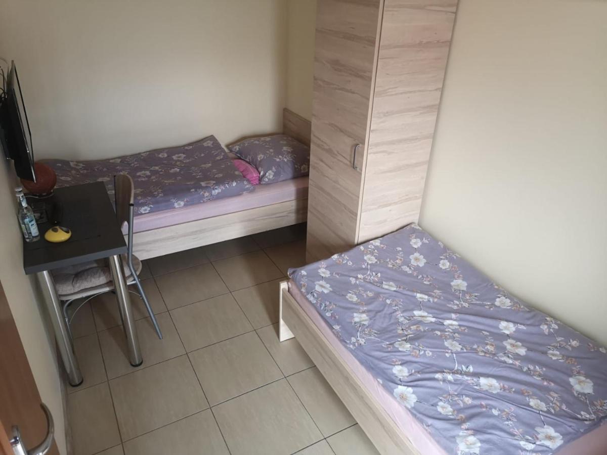 Pokoje Freedoor Ługniany Exterior foto