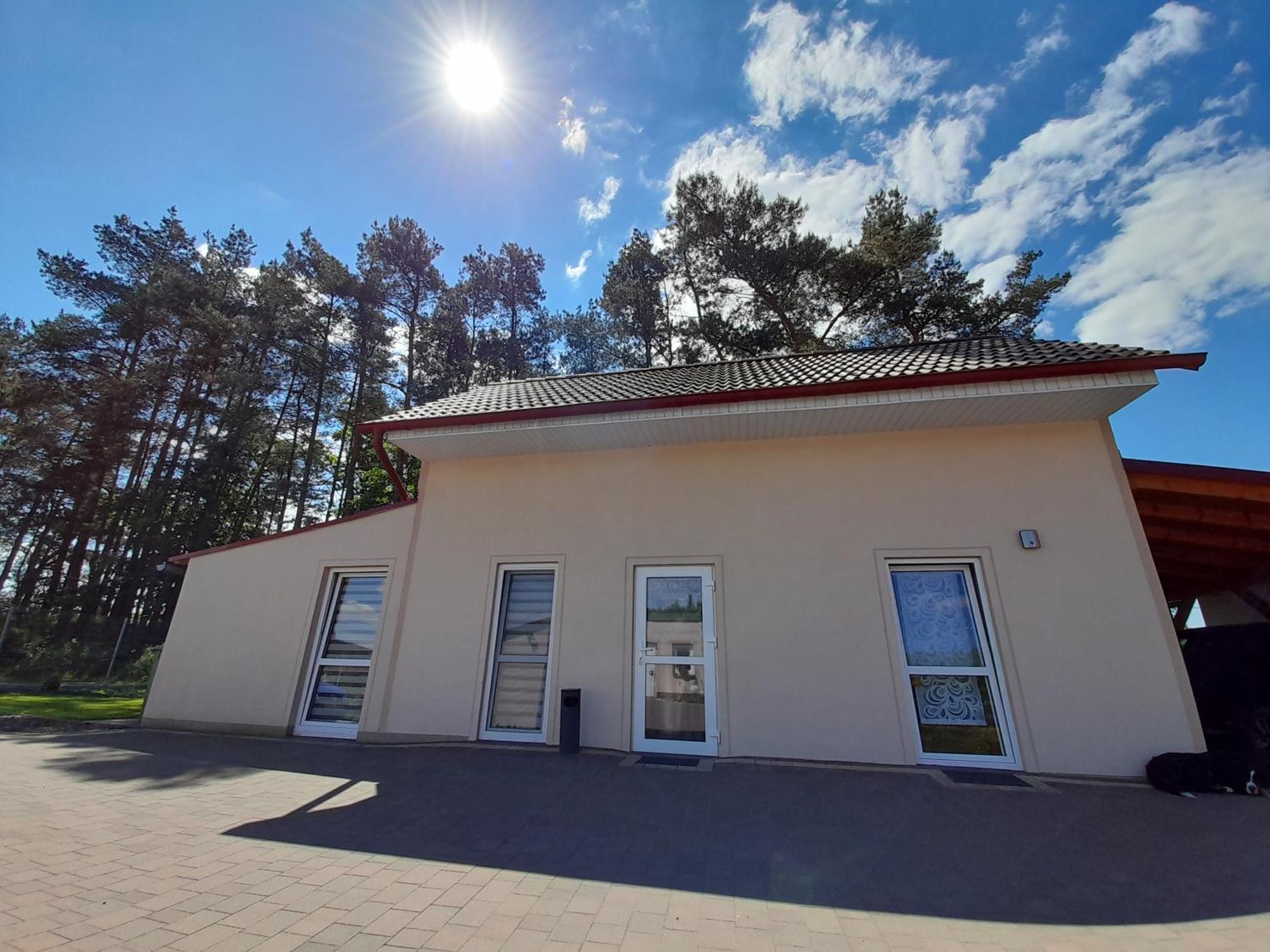 Pokoje Freedoor Ługniany Exterior foto
